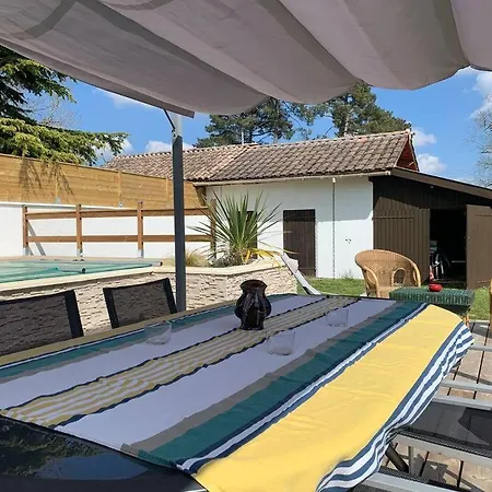 La Maison Des Jardins Naujac-sur-Mer Exterior photo